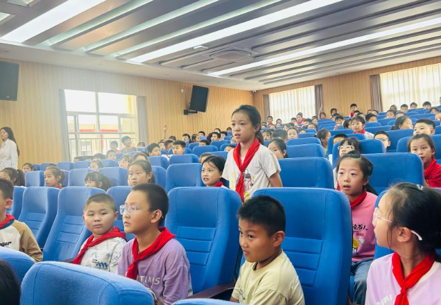 小种子中学阶段学生们能够体会实践科学研究的全过程 小种子中学阶段学生们能够体会实践科学研究的全过程